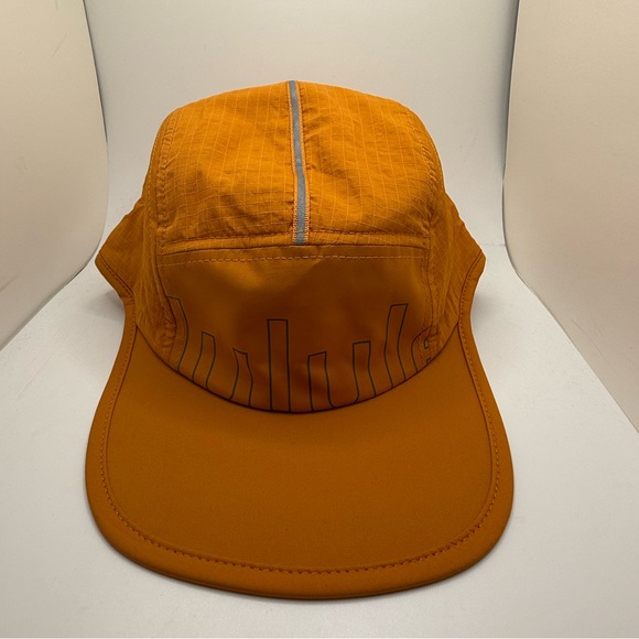 Lululemon Insulated Drawcord Hiking Cap Hat in Orange S / M - Picture 7 of 7